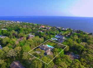 3 Holly Ln, Remsenburg, NY 11960