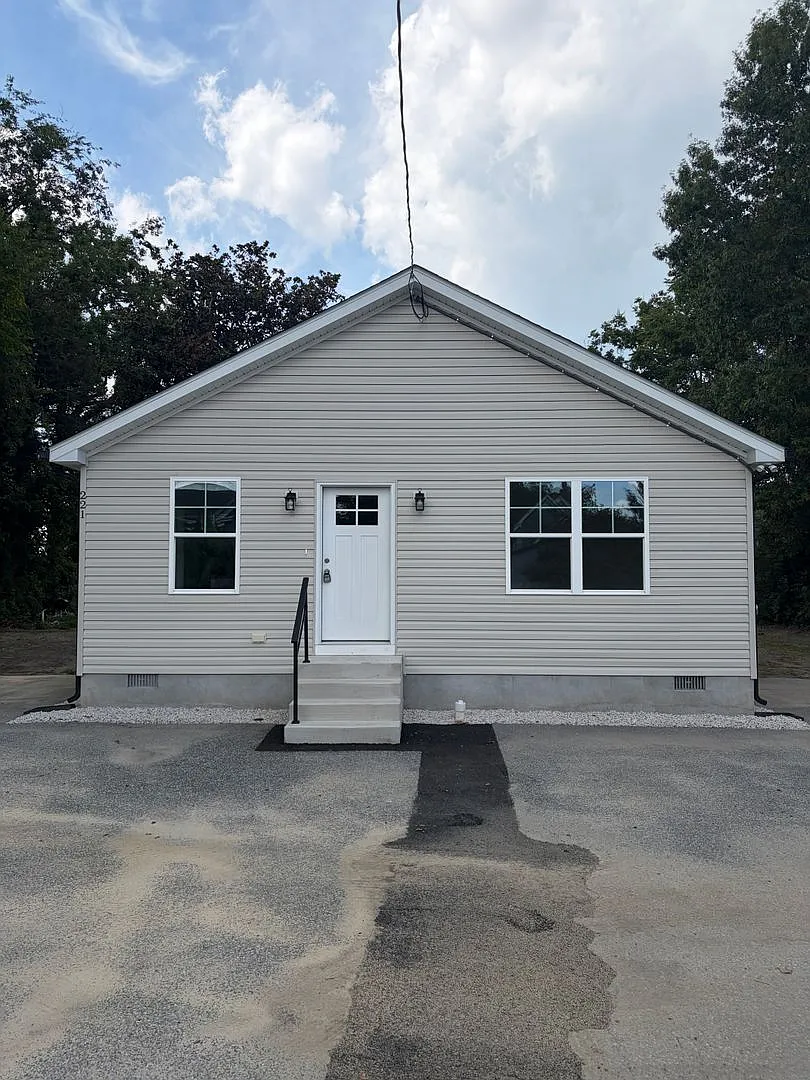 Welcome to 221 Strawberry Alley in Georgetown, DE! — Photo 1