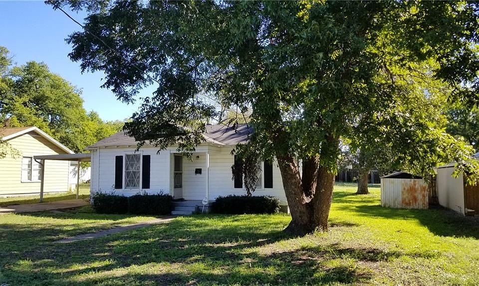 1st image of 3713 Bonnie Dr
