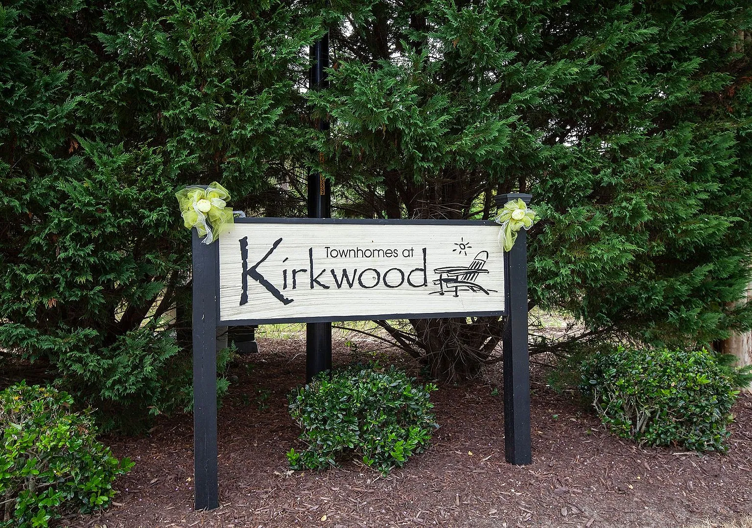 6464 Bradbury Court — Photo 2