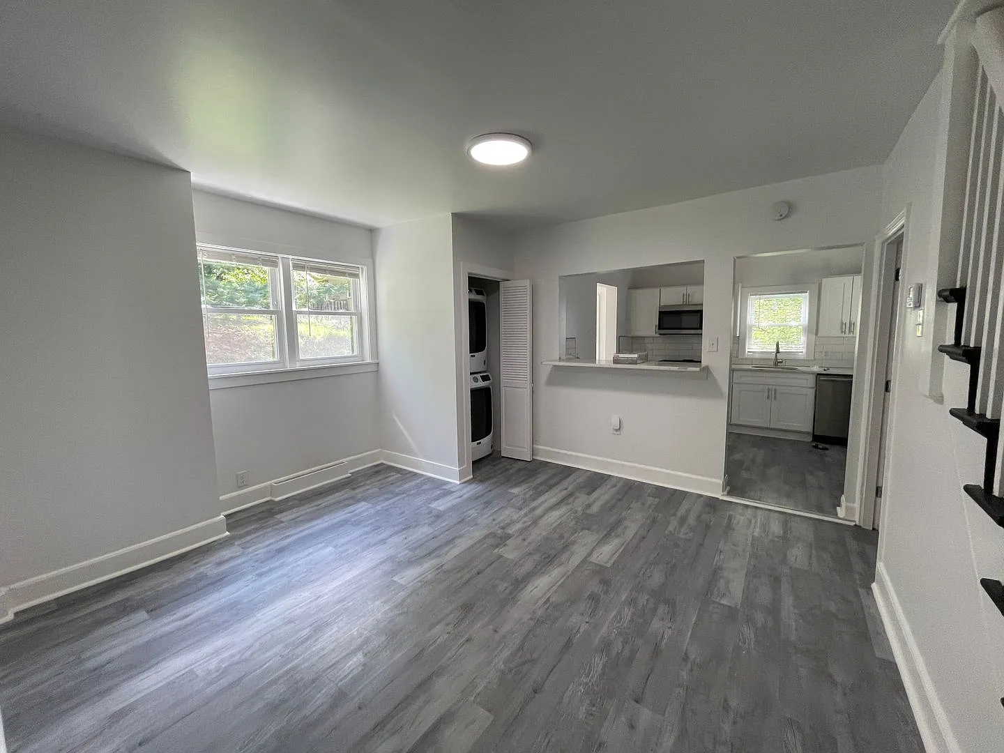 830 Montclair Avenue — Photo 2