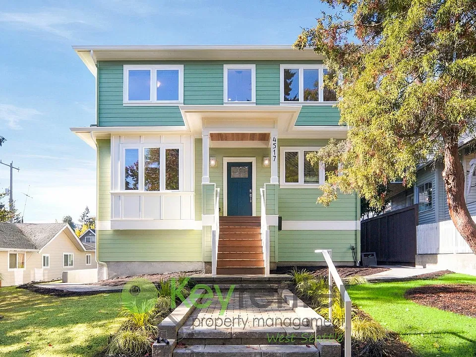 4517 48th Ave SW