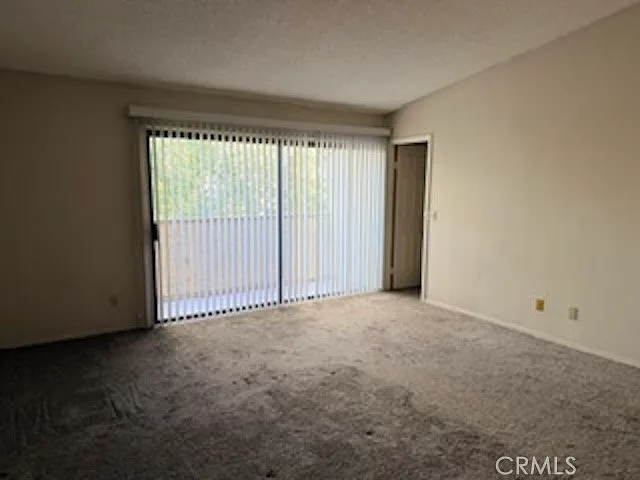 26334 W Bravo Ln — Photo 35