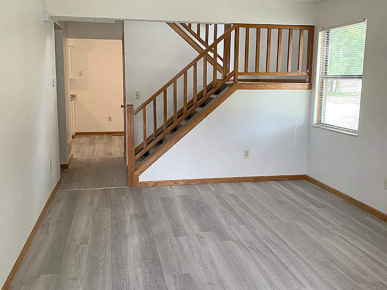 6924 Gemstar Rd — Photo 4