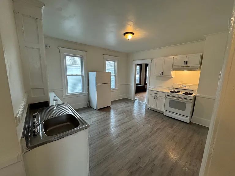 207 Church St — Photo 7