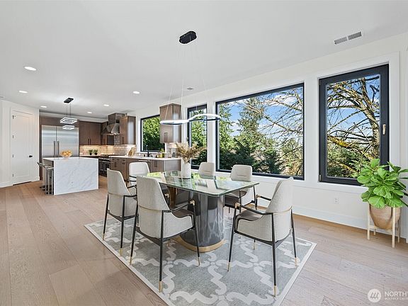 5th image of 16050 SE 44th Court
