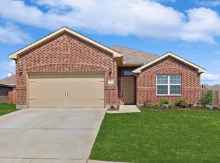 3901 Bridle Path Ln, Lewisville, TX 76266