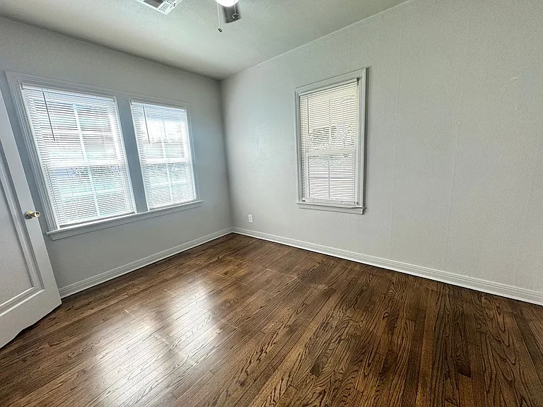 1015 N Delaware Pl — Photo 16