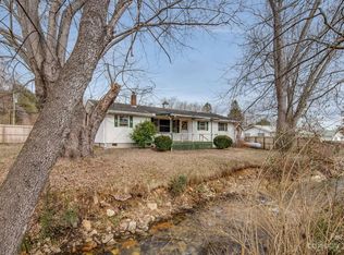 107 Brookside Ct, Waynesville, NC 28786