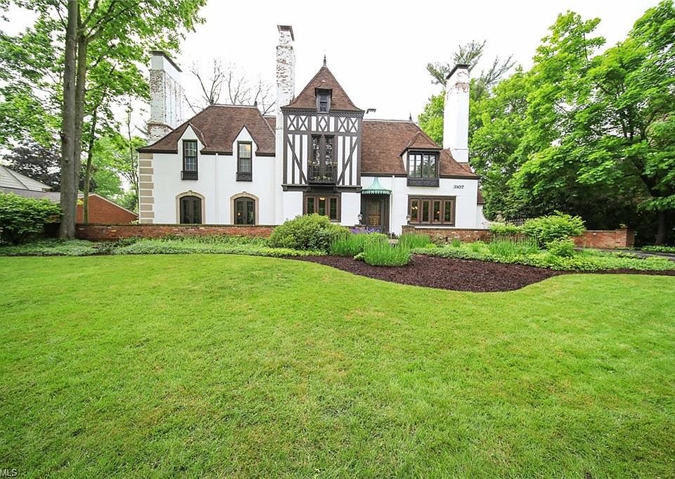 3107 N Park Blvd, Cleveland Heights, OH 44118 | Zillow