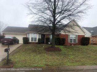 1692 Central Trails Dr, Southaven, MS 38671