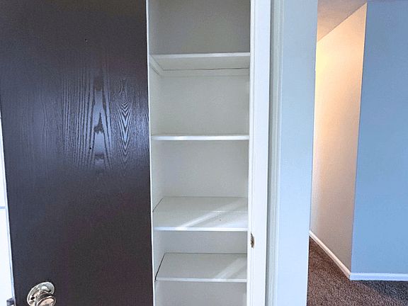 4th image of 1156 Freeman Ln #B