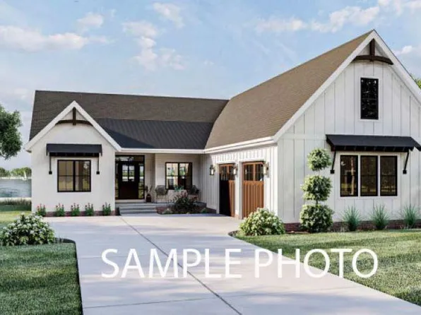 201 Cardinal Ter, Bull Shoals, AR 72619