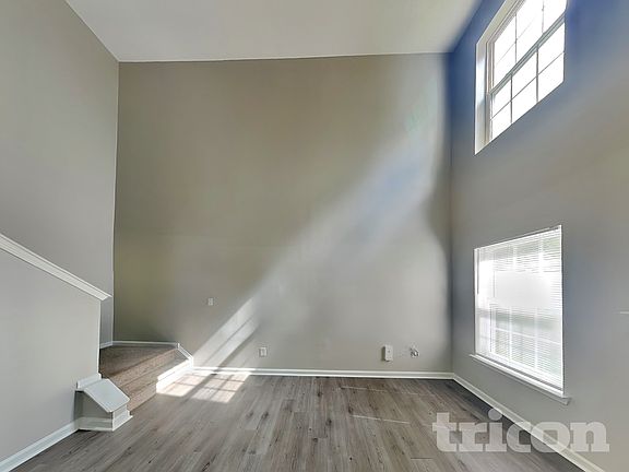 3rd image of 417 Havenbrook Way NW