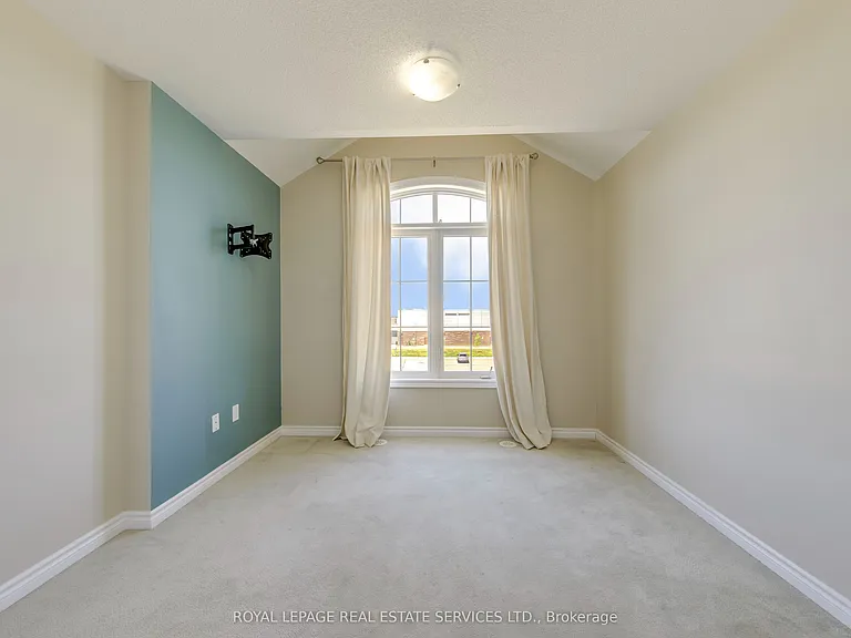 2435 Greenwich Dr #35 — Photo 34
