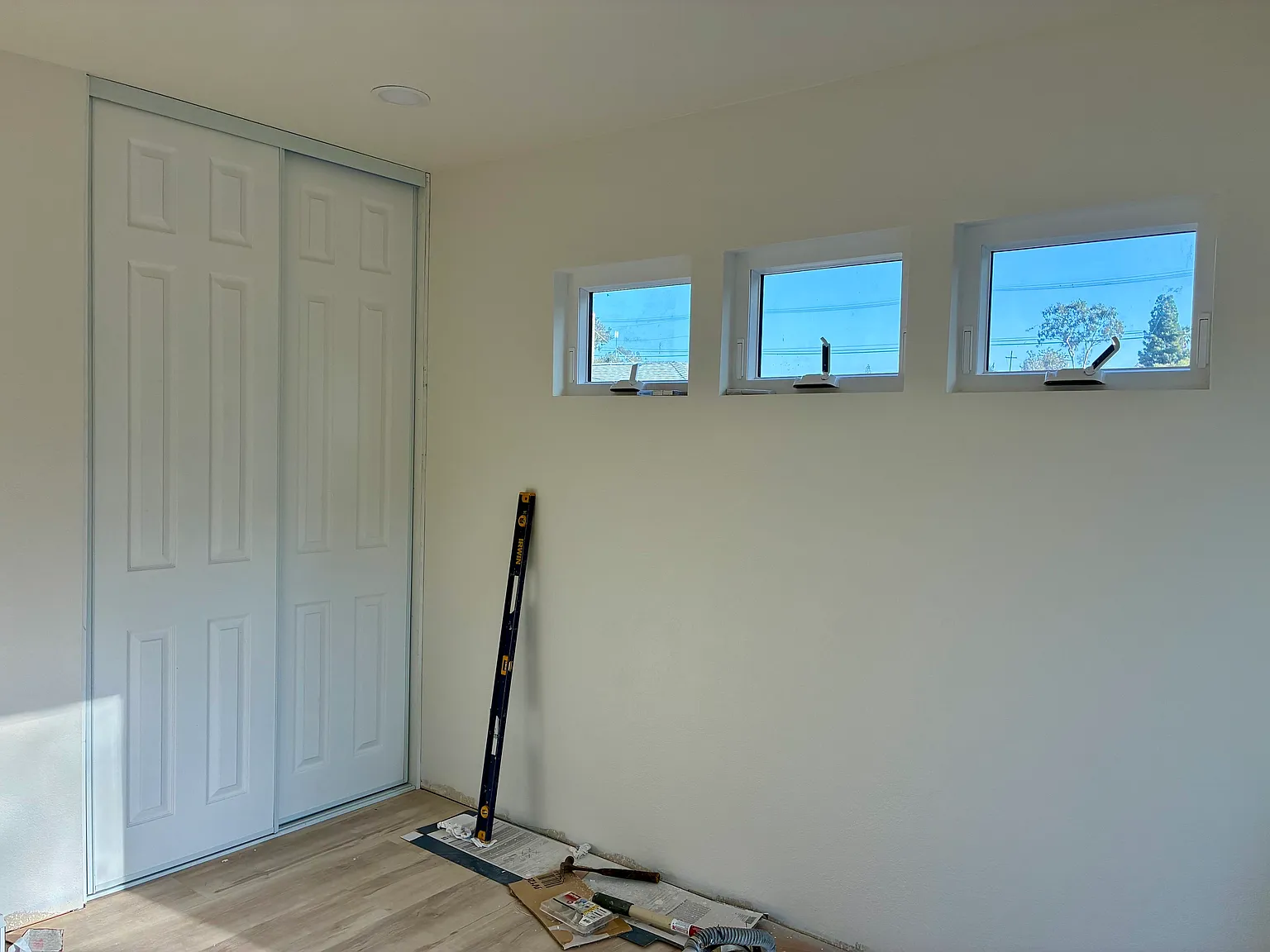 1 bed, 490 sqft, $3,200 — Photo 3
