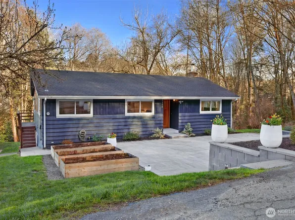 6346 26th Avenue SW, Seattle, WA 98106