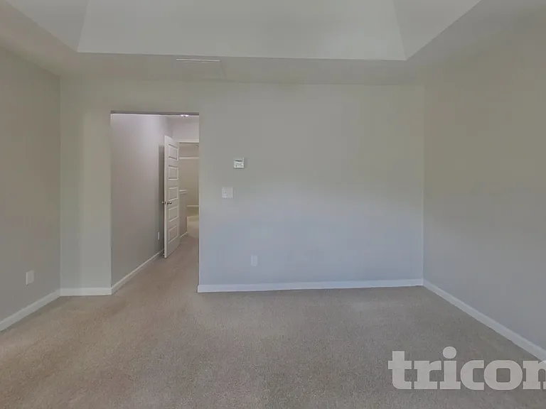 377 Lossie Ln — Photo 8