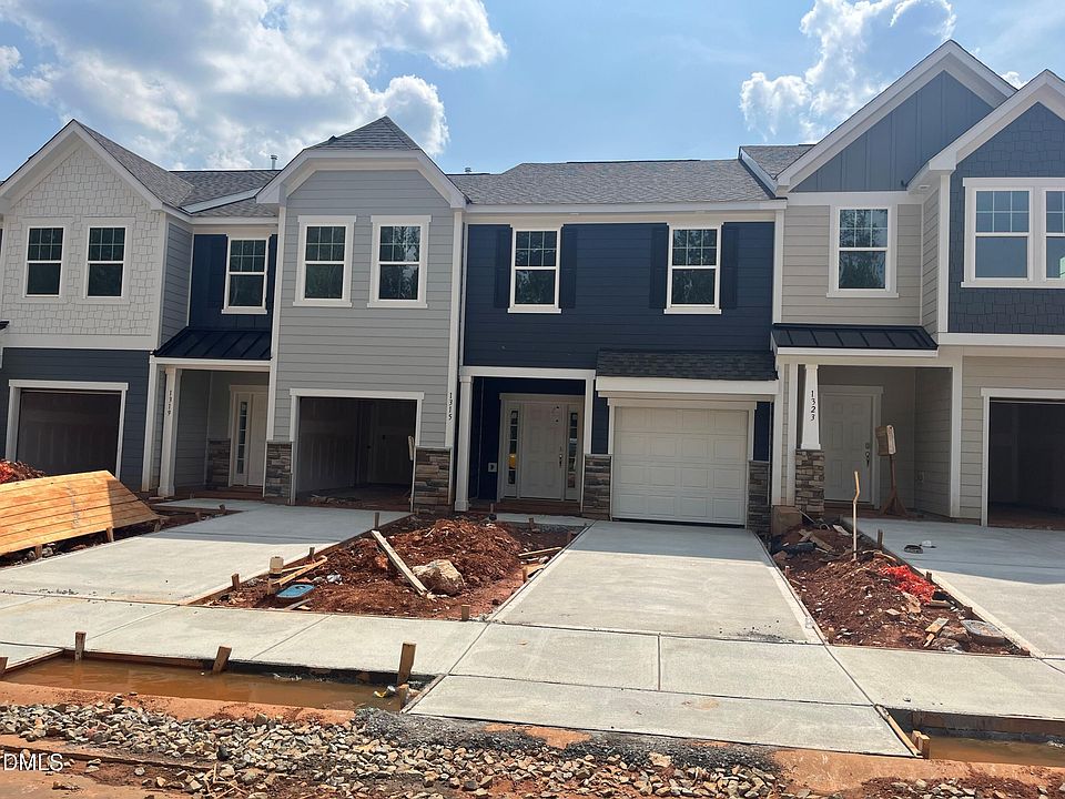 1st image of 1319 Hammond Dr