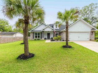 5537 Porpoise Rd, Milton, FL 32583