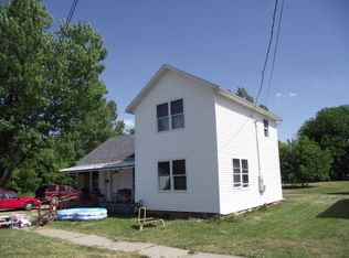 30 E Hooker St, New London, OH 44851