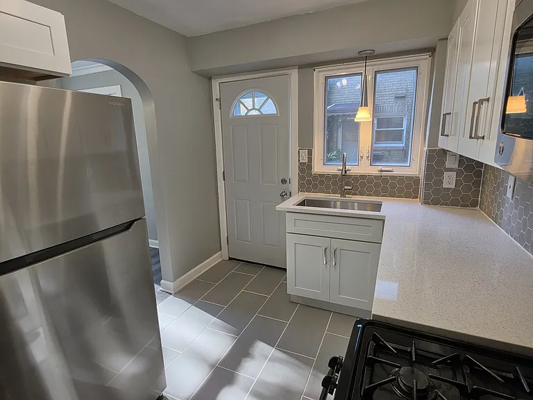 1401 N Harlem Ave #A — Photo 6