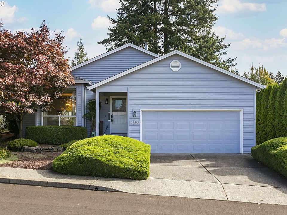 1st image of 3203 SE 156th Ave
