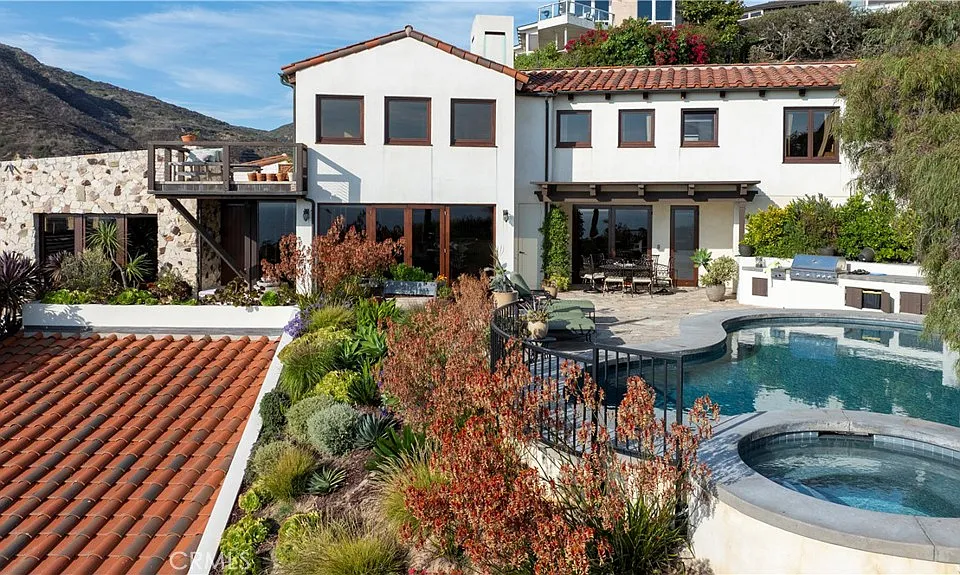 345 Emerald Bay