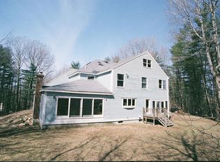 9 Mary Vey Dr, Brentwood, NH 03833