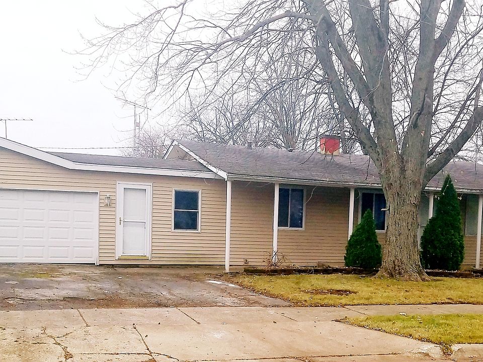 1st image of 163 Benton Ave