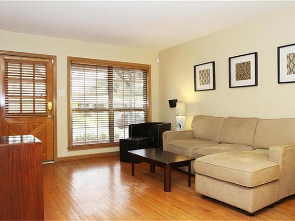5th image of 3906 Gardendale Dr
