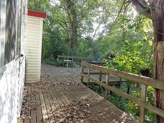 3rd image of 2061 Cabin Cir