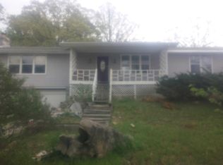 20004 Gore Rd, Ste Genevieve, MO 63670