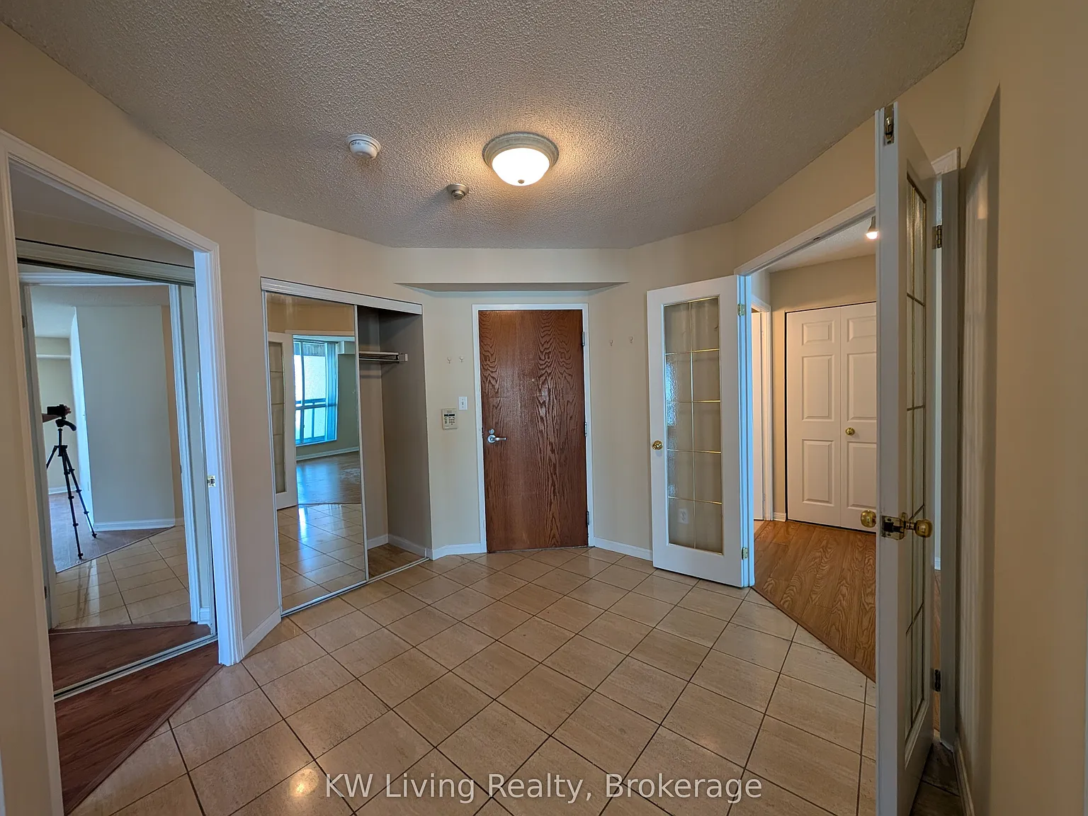 2 bed, $3,150 — Photo 2