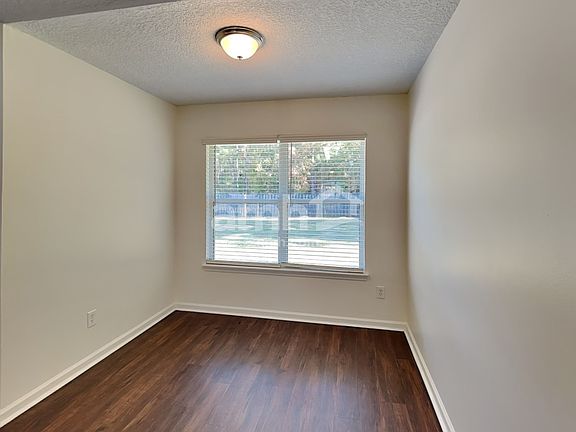 4th image of 1139 Calla Glen Ln