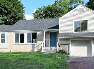 95 Country Club Rd, Waterbury, CT 06708