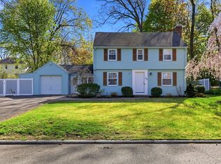 145 Chalmers St, Springfield, MA 01118