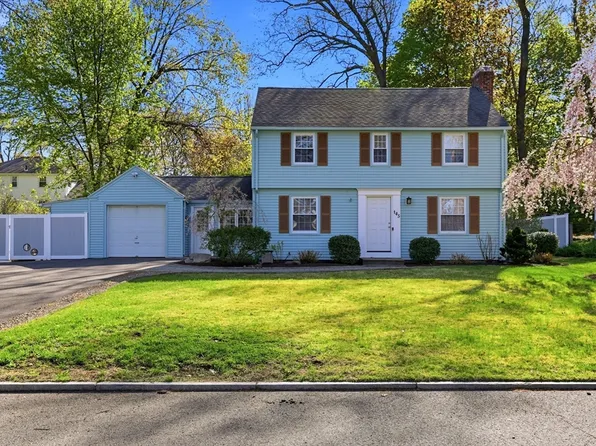 145 Chalmers St, Springfield, MA 01118