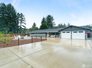 456 Snahapish Avenue SE, Ocean Shores, WA 98569