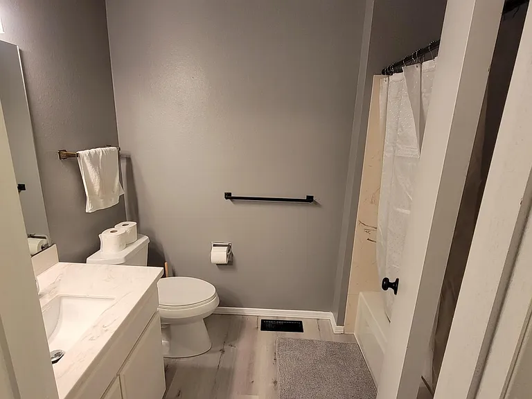 26803 Avon Ct — Photo 4