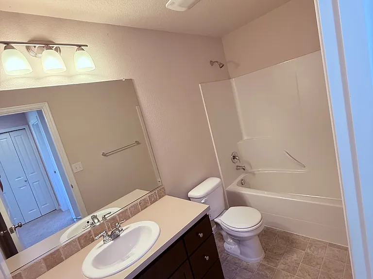 11810 NE 128th Pl — Photo 9