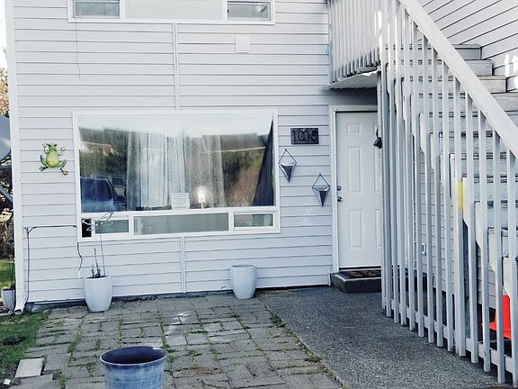 2nd image of 1015 Inglewood Ct SW