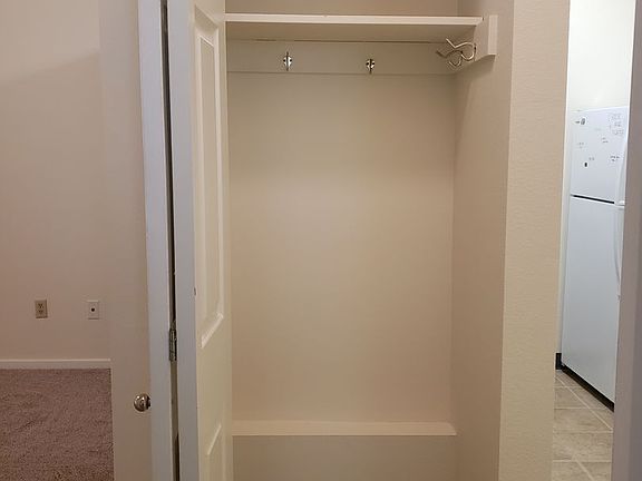 4th image of 640 E 15th Ave APT 112