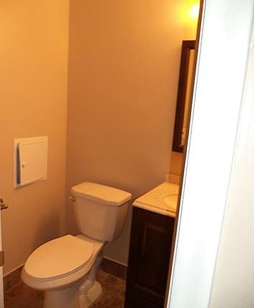 4th image of 1308 N Evangeline St