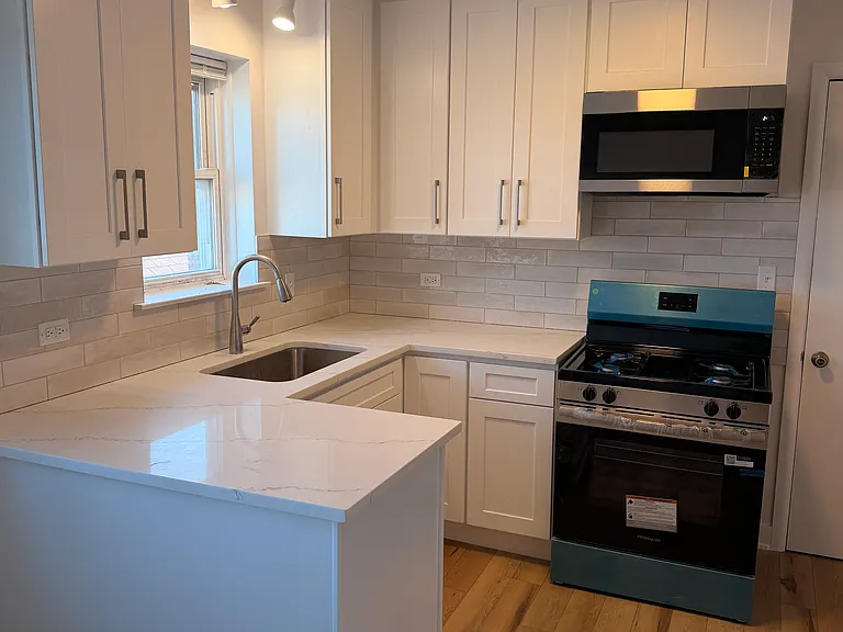 2513 N 72nd Ct #2E — Photo 1
