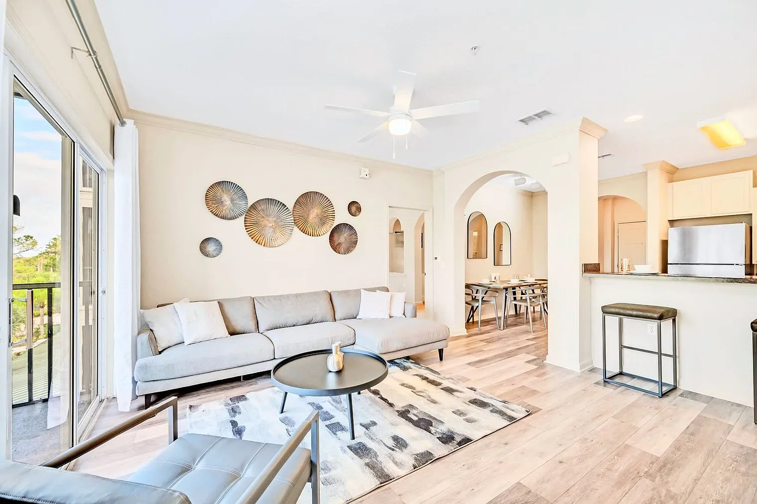 2 bed, 2.0 bath, 1280 sqft, $3,222 — Photo 1