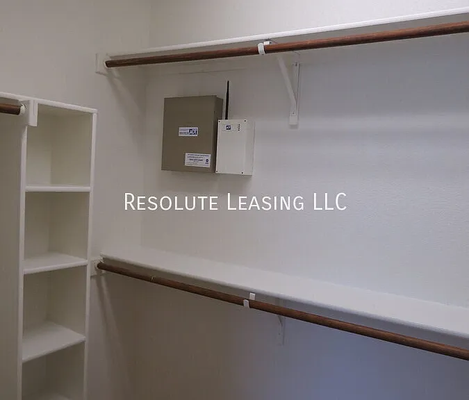 5802 Sulfur Spring Dr — Photo 15
