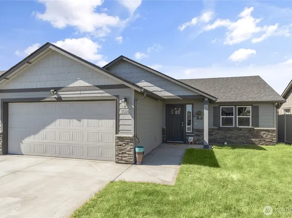1028 Sequoia Road NE, Moses Lake, WA 98837