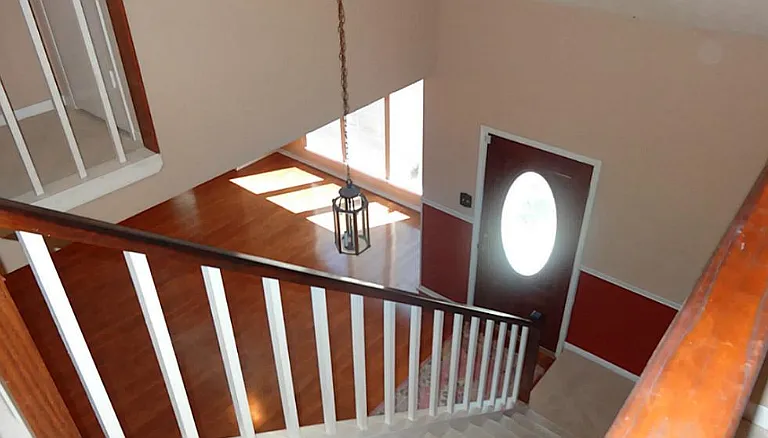 10135 Sagemill Dr — Photo 2