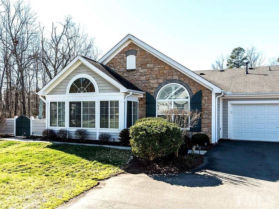 1st image of 206 Faith Dr #206